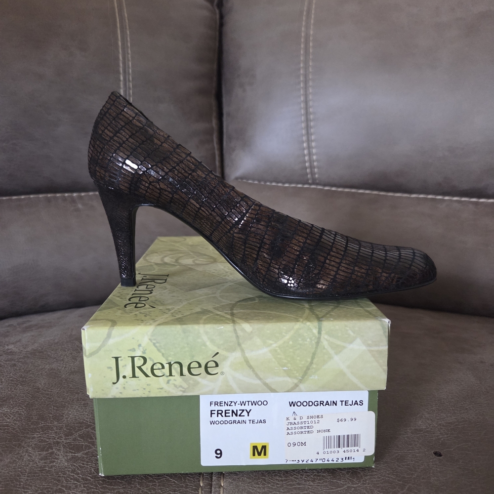 J.Renee Dark Brown Textured Heels